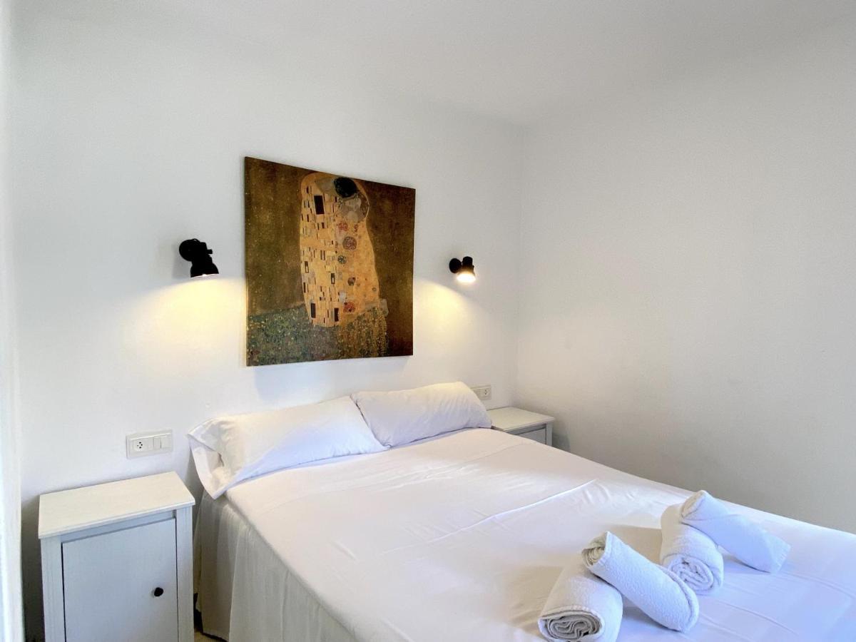 Villa Sandra Al Fresco Apartment Нерха Экстерьер фото