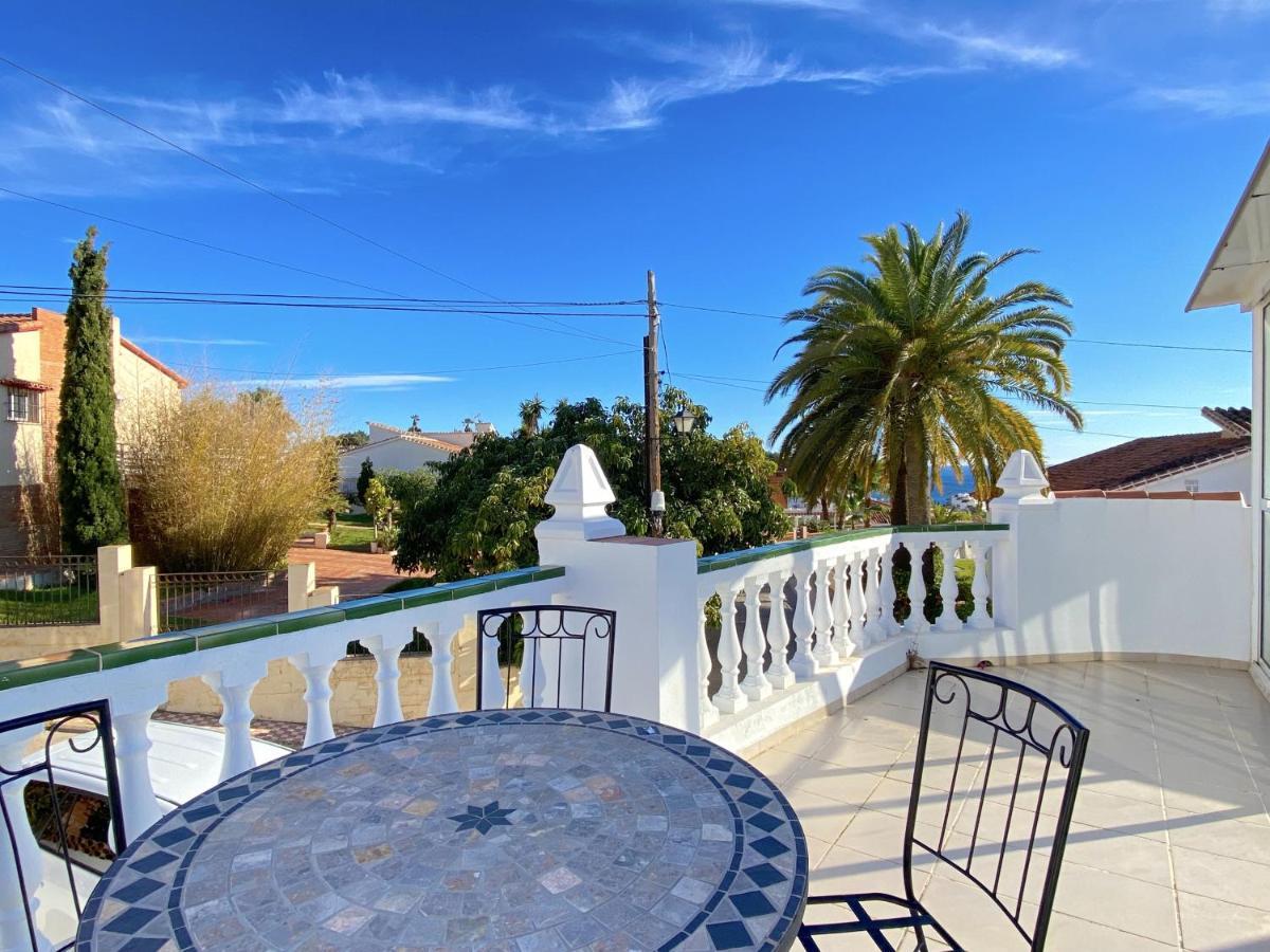 Villa Sandra Al Fresco Apartment Нерха Экстерьер фото
