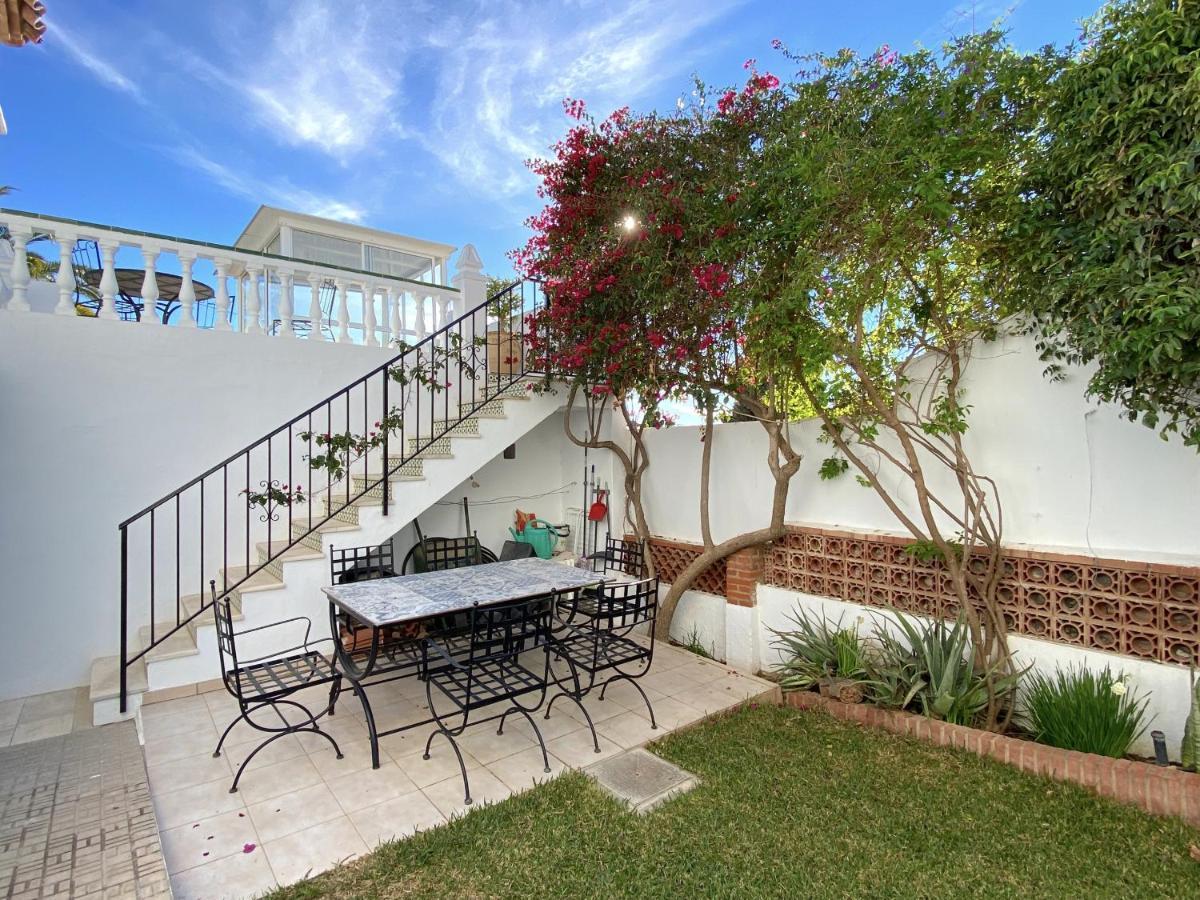 Villa Sandra Al Fresco Apartment Нерха Экстерьер фото