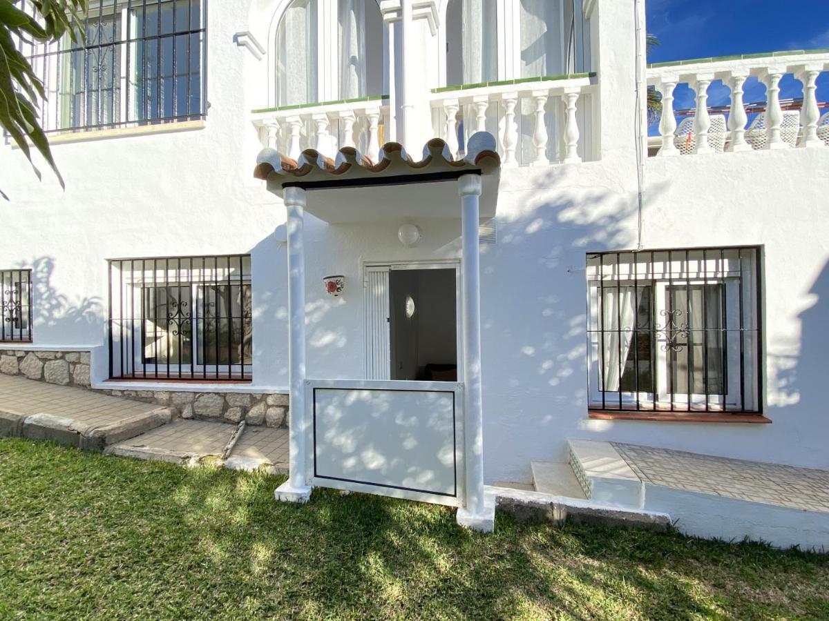 Villa Sandra Al Fresco Apartment Нерха Экстерьер фото