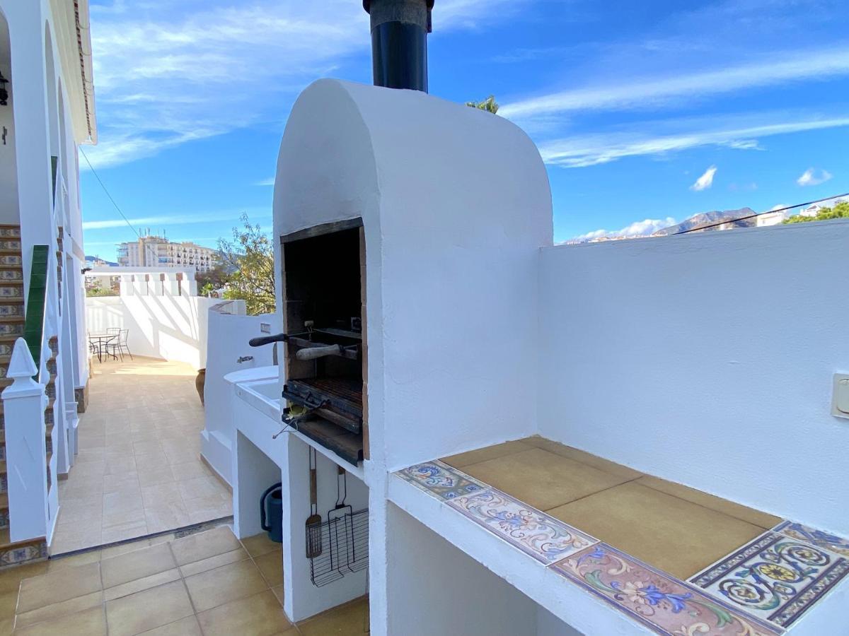 Villa Sandra Al Fresco Apartment Нерха Экстерьер фото