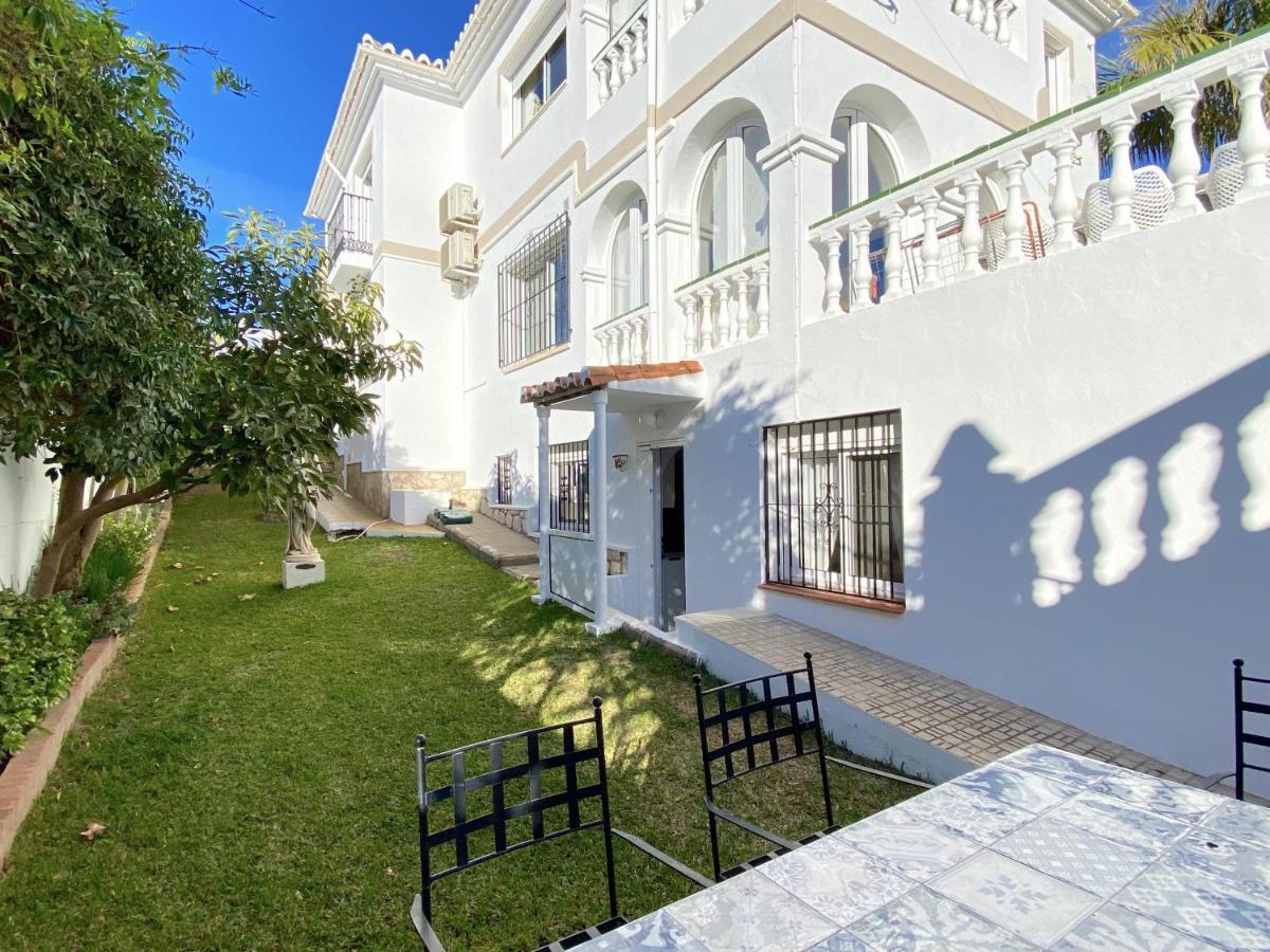 Villa Sandra Al Fresco Apartment Нерха Экстерьер фото