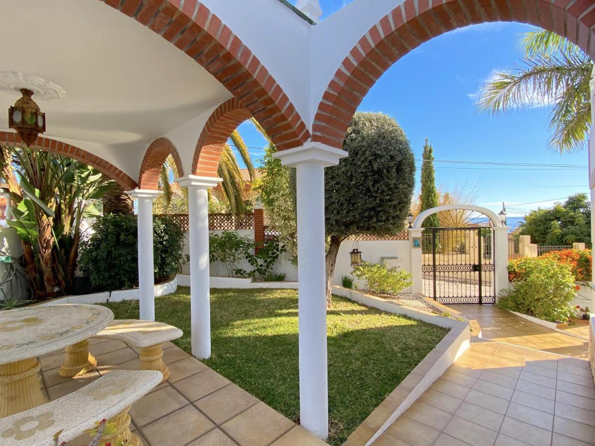 Villa Sandra Al Fresco Apartment Нерха Экстерьер фото